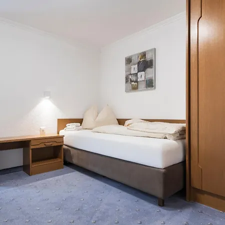 호텔 Soliva & By Mein - Mountain Homes 3*