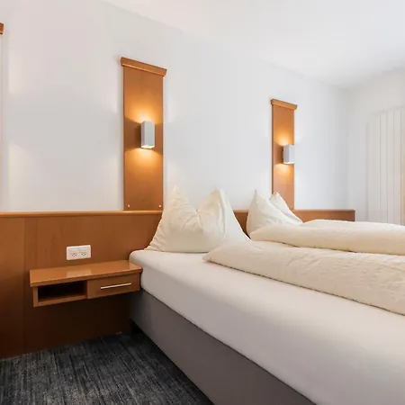 Soliva & By Mein - Mountain Homes 삼나운