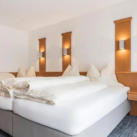 Soliva & By Mein - Mountain Homes 3*