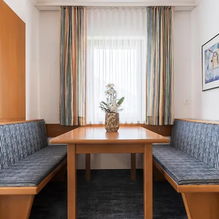 Soliva & By Mein - Mountain Homes 삼나운