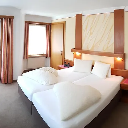 Soliva & Hotel 3*