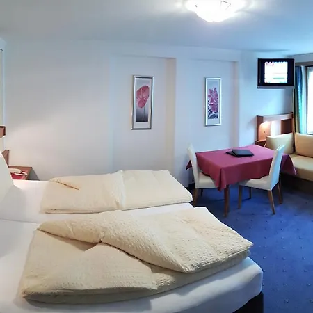 Hotel Soliva & 3*